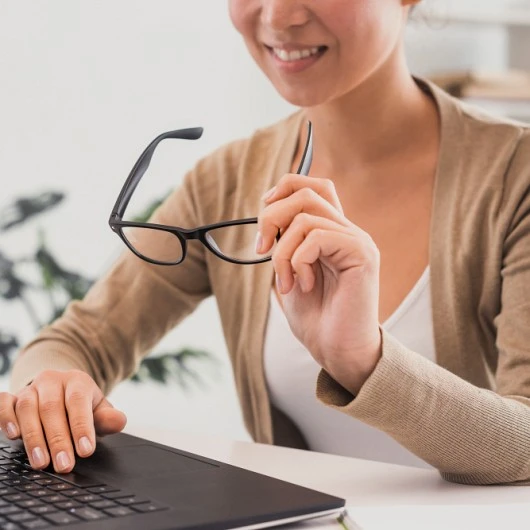 Cuidado de la visión en la era digital Cuidado de la visión en la era digital